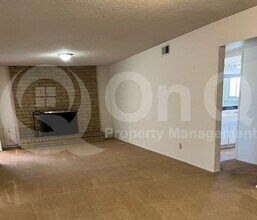 570 N Villa Nueva Dr in Litchfield Park, AZ - Building Photo - Building Photo