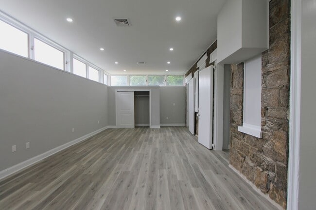 5925-31 Devon Pl in Philadelphia, PA - Building Photo - Building Photo