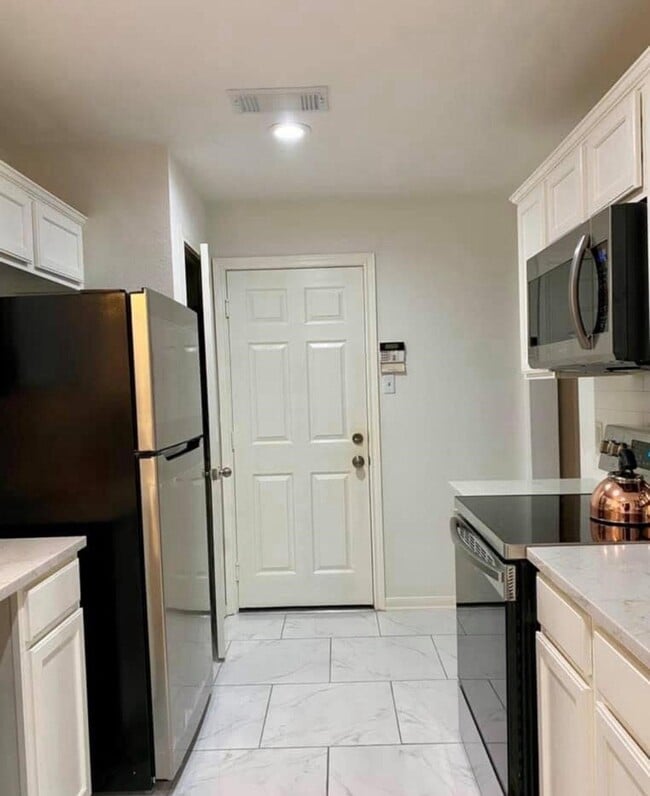 1102 Cleveland St in Houston, TX - Building Photo - Building Photo