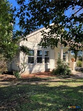 418 Quebe Ln in McGregor, TX - Building Photo - Building Photo