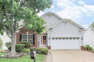 7 Carson Dr in Fredericksburg, VA - Building Photo