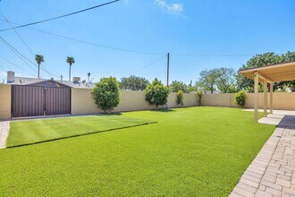 2625 S Jentilly Ln in Tempe, AZ - Building Photo - Building Photo