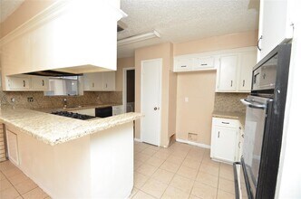 439 Breeze Park Dr in Houston, TX - Building Photo - Building Photo