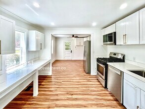 1391 N Druid Hills Rd NE in Atlanta, GA - Building Photo - Building Photo