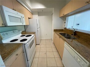 1170 Reserve Way in Naples, FL - Building Photo - Building Photo