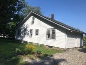 1728 NY-17 in Goshen, NY - Building Photo - Building Photo