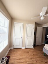 307 W Russell St in Weatherford, TX - Building Photo - Building Photo