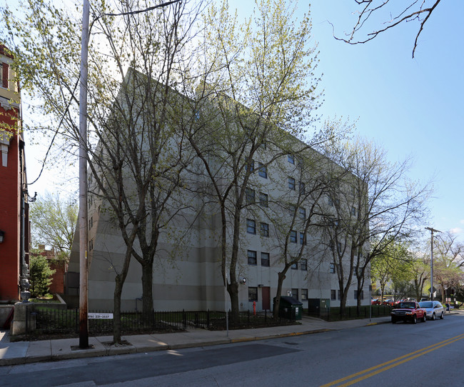 Posada Del Sol in Kansas City, MO - Building Photo - Building Photo