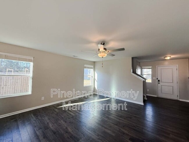 475 Walters Run Dr in Raeford, NC - Building Photo - Building Photo