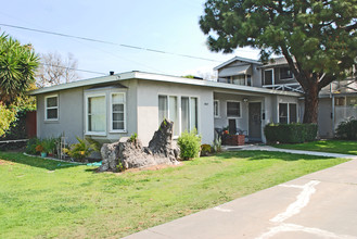 1907 Rousselle St in Santa Ana, CA - Building Photo - Building Photo