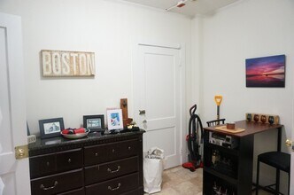 222 Walnut St in Newton, MA - Building Photo - Building Photo
