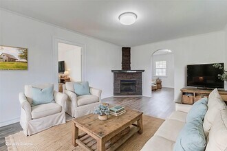 607 N Speed St in Wharton, TX - Building Photo - Building Photo