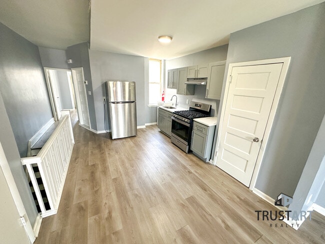 property at 1042 E Tioga St