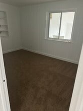 275 Hayes St in Bristol, PA - Building Photo - Building Photo