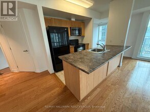 234-234 Rideau St in Ottawa, ON - Building Photo - Building Photo