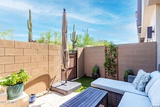 7320 Vista Bonita Dr in Scottsdale, AZ - Building Photo - Building Photo