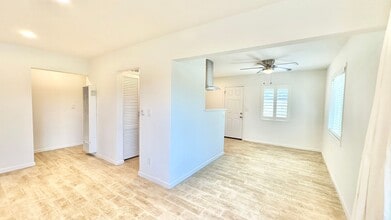 204 Avalon Dr in Vista, CA - Building Photo - Building Photo