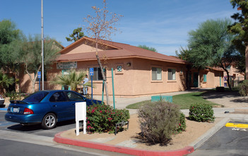 Pie De La Cuesta Apartments in Mecca, CA - Building Photo - Building Photo