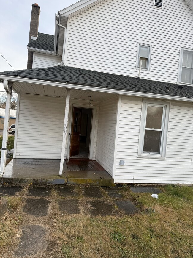 615 Broad St in Berwick, PA - Building Photo - Building Photo