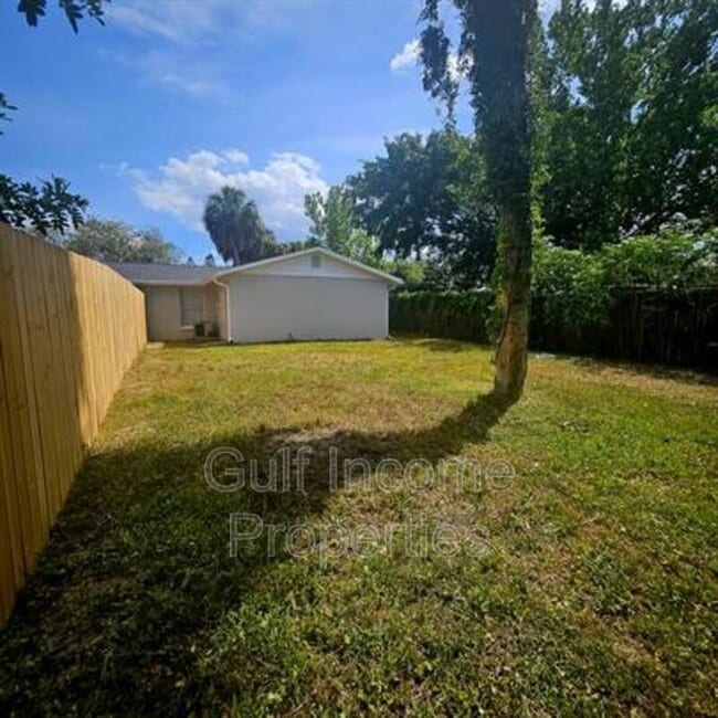 2515 30th Ave Dr E in Bradenton, FL - Building Photo - Building Photo