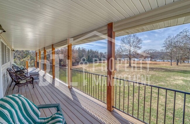 property at 134 Lake Village Ln