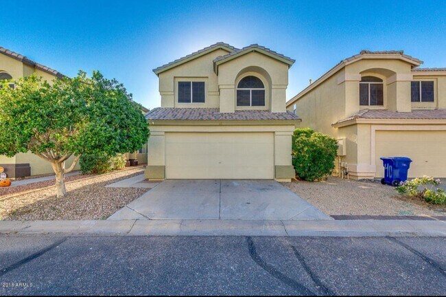 property at 3719 E Inverness Ave