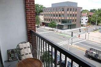 1001 Massachusetts Ave, Unit 503 in Cambridge, MA - Building Photo - Building Photo