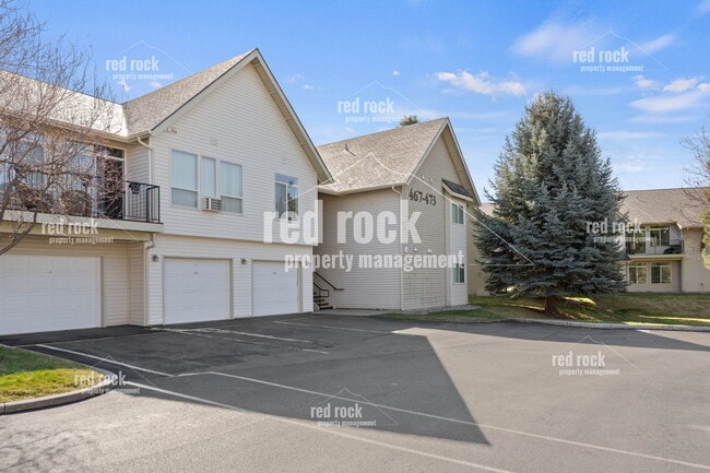 22855 E Country Vista Dr in Liberty Lake, WA - Building Photo - Building Photo