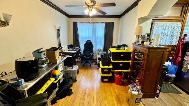 4205 N Linder Ave, Unit 2 in Chicago, IL - Building Photo - Building Photo