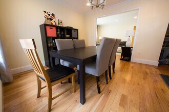 35 Long Ave, Unit 2 in Boston, MA - Building Photo - Building Photo