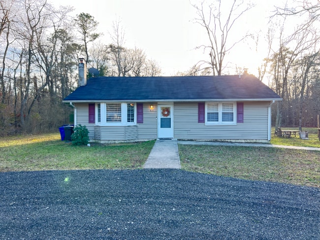 property at 410 Lakehurst Rd