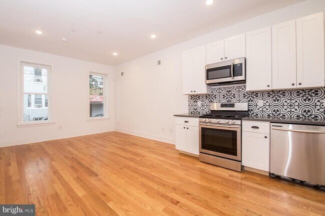 614 W Norris St-Unit -UNIT 1 in Philadelphia, PA - Building Photo - Building Photo