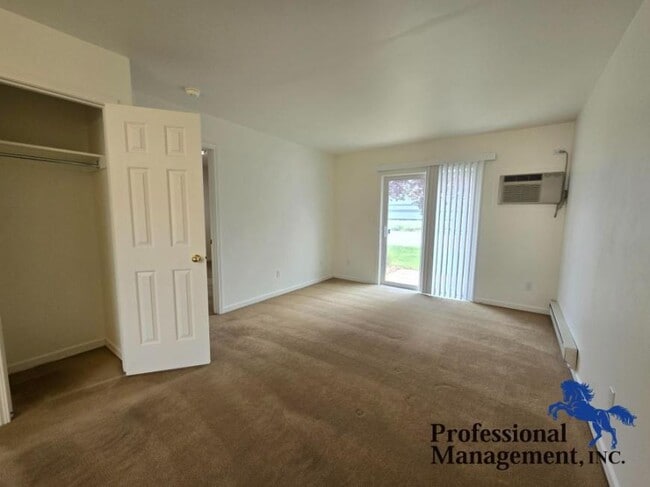 1501 Country Manor Blvd in Billings, MT - Building Photo - Building Photo
