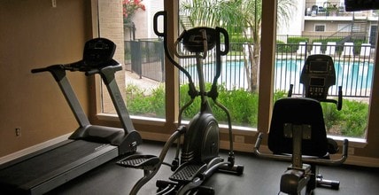Creekside Villas Apartments in Houston, TX - Foto de edificio - Interior Photo