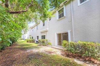 14105 SW 49th St in Miramar, FL - Building Photo - Building Photo
