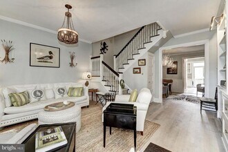 2229 Hall Pl NW in Washington, DC - Building Photo - Building Photo