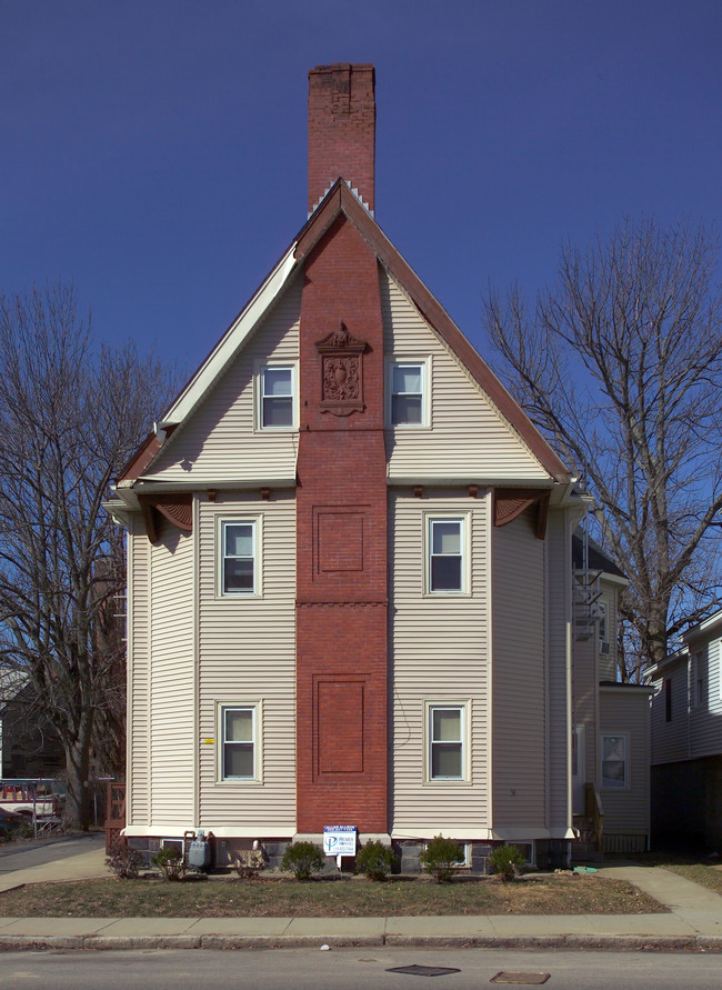 54 Broadway in Taunton, MA - Building Photo - Building Photo