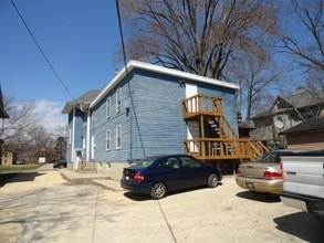 350 Augusta Ave in Dekalb, IL - Building Photo - Building Photo