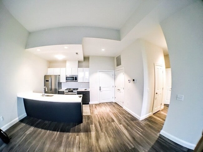 1022 Hancock St, Unit 207 in Quincy, MA - Building Photo - Building Photo