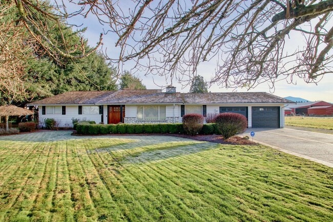 9929 District Line Rd in Burlington, WA - Building Photo - Building Photo