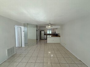 7350 Swallow Run in Winter Park, FL - Building Photo - Building Photo