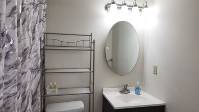 4727 W Alabama St in Houston, TX - Foto de edificio - Building Photo