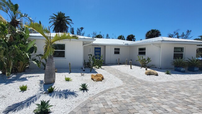 property at 306 Island Cir