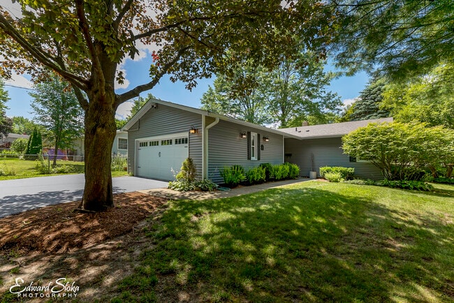 property at 659 Alida Dr