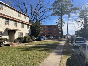 1213 Riverside Ave in Elizabeth City, NC - Building Photo - Building Photo