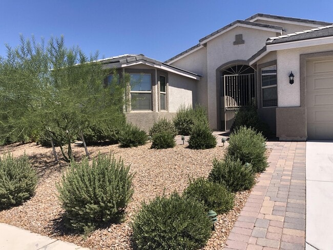 799 Flowing Meadow Dr in Henderson, NV - Building Photo - Building Photo