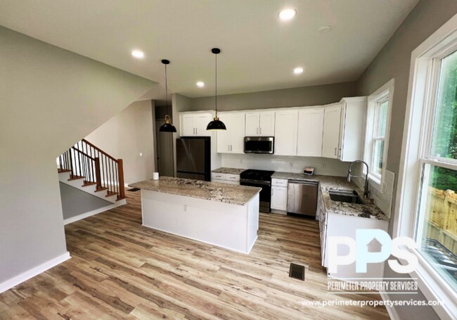 1780 W Taylor Ave in Atlanta, GA - Building Photo - Building Photo