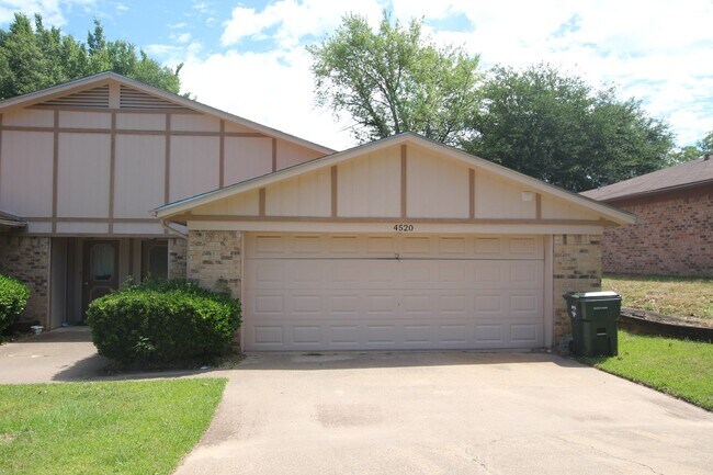 4518-4520 Edinburgh Dr in Tyler, TX - Building Photo - Building Photo