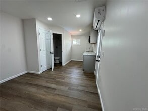 20 Irving Pl in Islip Terrace, NY - Building Photo - Building Photo