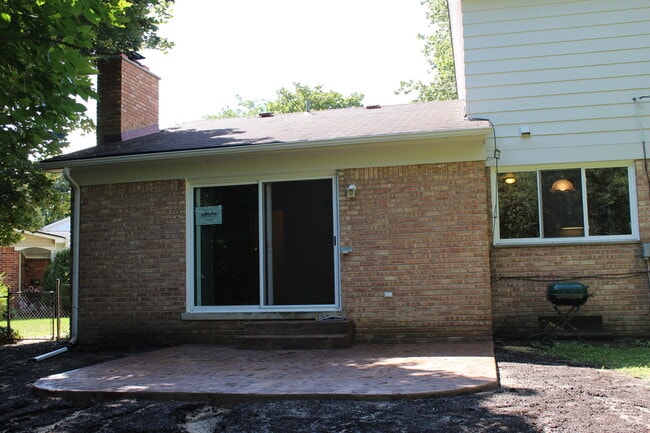 2915 Ward Ct in Ann Arbor, MI - Foto de edificio - Building Photo